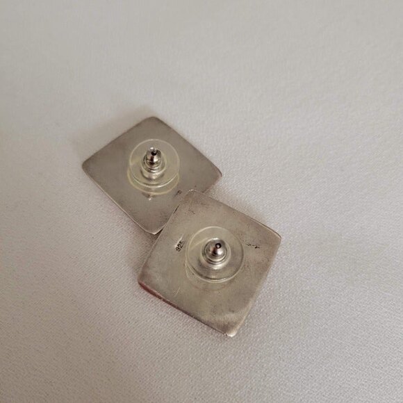 Vintage Sterling Silver Ribbed Stud Earrings - Picture 2 of 3